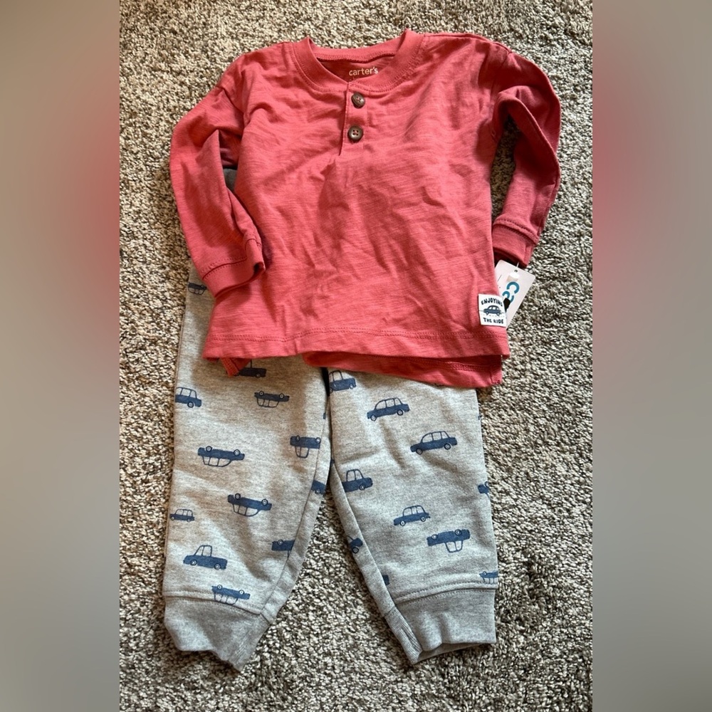 NWT Carters 2-piece Car Outfit Size 12M